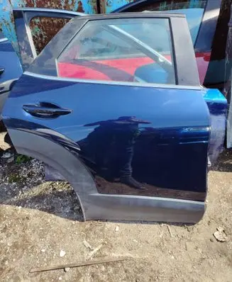 Mazda CX-30 Rear door 23132131225231