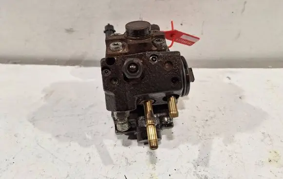 Fiat Fiorino Fuel injection high pressure pump 0445010426