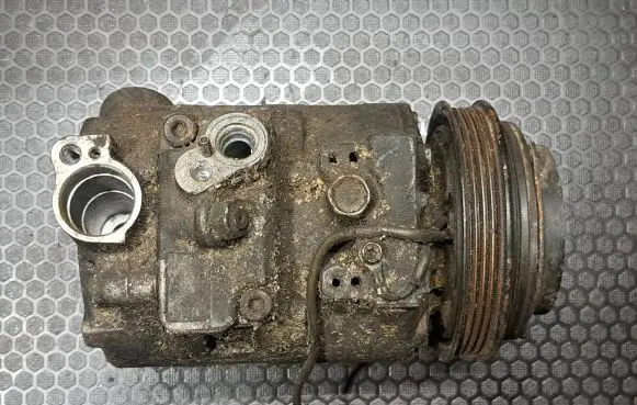 Audi A6 S6 C5 4B Air conditioning (A/C) compressor (pump) 4D0260805C 4471009441