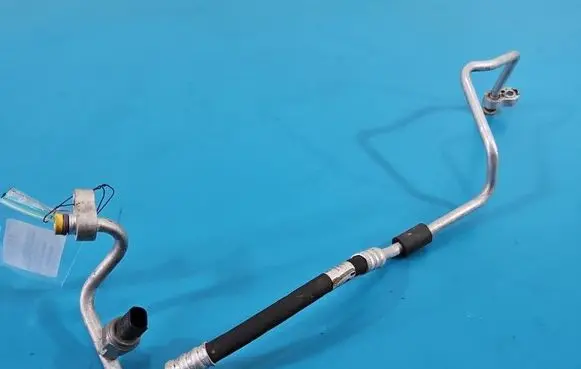 BMW X6 E71 Air conditioning (A/C) pipe/hose 9182778 IMPRK1537766