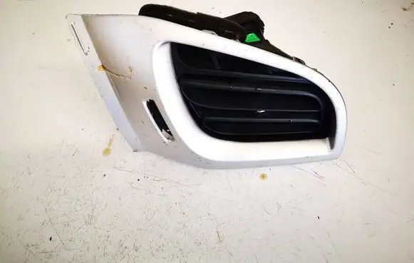 Citroen C3 Dash center air vent grill 96857501zd