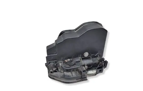 BMW 5 E60 E61 Front door lock 7202146