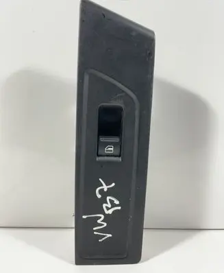 Volkswagen PASSAT B7 Electric window control switch 7L6959855B 089201S 3AC857857