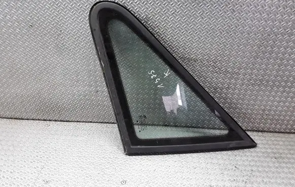 Ford Galaxy Front triangle window/glass 
