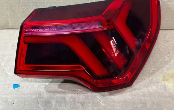 Audi Q3 F3 Rear/tail lights 8AA945092 27112010