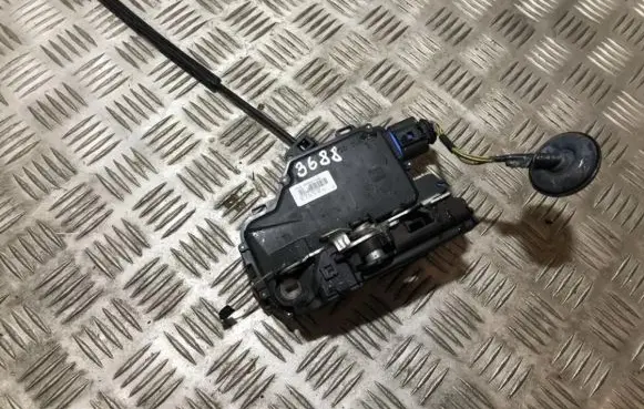 Skoda Fabia Mk2 (5J) Front door lock 26ab3b2837016ab a01200