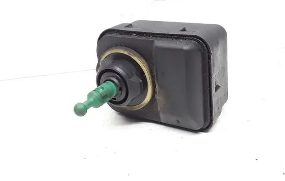 Volvo V70 Headlight level adjustment motor 