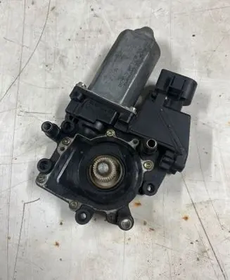 Audi A3 S3 8L Front door window regulator motor 103022100