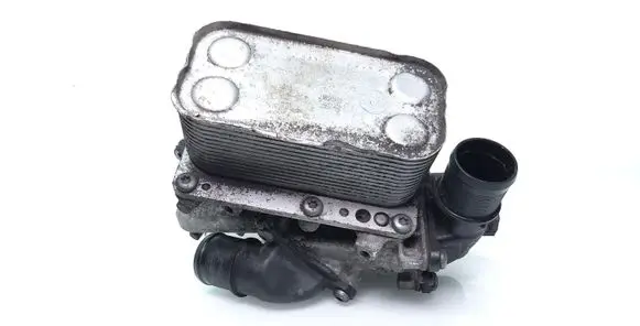 Nissan X-Trail T31 Oil filter mounting bracket