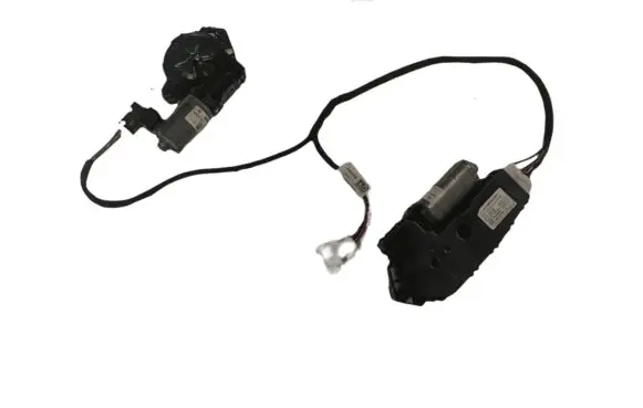 Mercedes-Benz A W176 Vent window/glass motor A1769064600