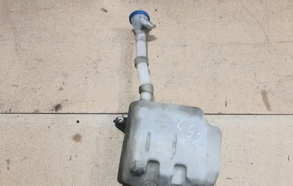 Honda Accord Windshield washer fluid reservoir/tank