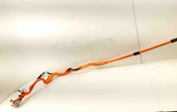 Toyota Yaris Cross Positive cable (battery) 82817K0510 821H1K0010