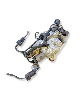 BMW 5 F10 F11 Air suspension compressor 6775258