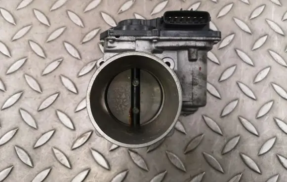 Volvo XC60 Throttle valve 31465575