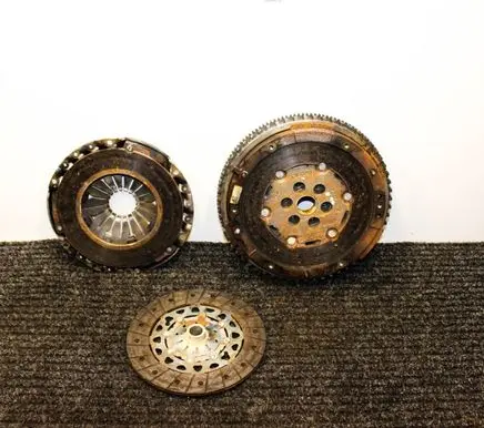 Dacia Sandero III Clutch set kit 302102441R