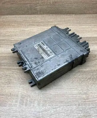 Renault Megane I Engine control unit/module ECU 7700111552 8200059885