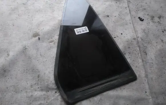 Hyundai Santa Fe Rear vent window glass AS3