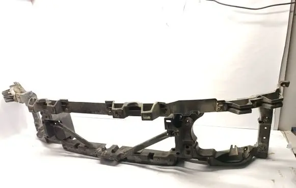 Land Rover Discovery 3 - LR3 Radiator support slam panel DQ0500031 DQ0500021