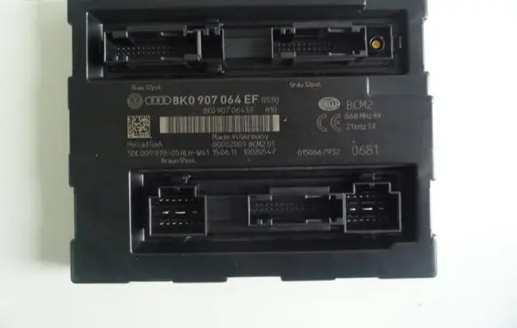 Audi A5 8T 8F Central body control module 8K0907064EF