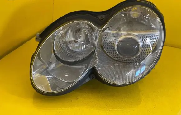 Mercedes-Benz SL R230 Headlight/headlamp A2308207161