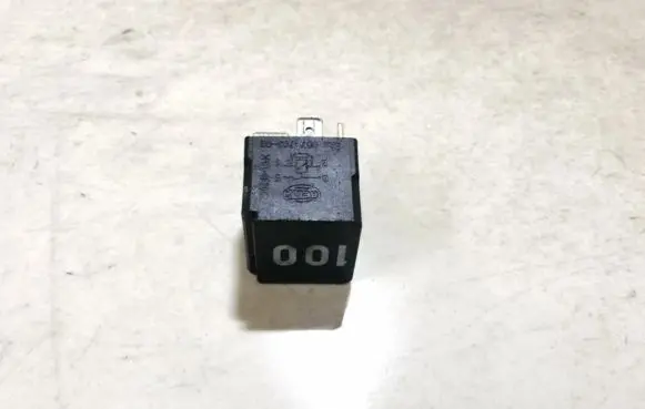 Seat Ibiza IV (6J,6P) Other relay 7m0951253a 8E0951253