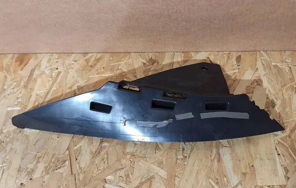 Mercedes-Benz CLA C118 X118 Front bumper mounting bracket A1188854900