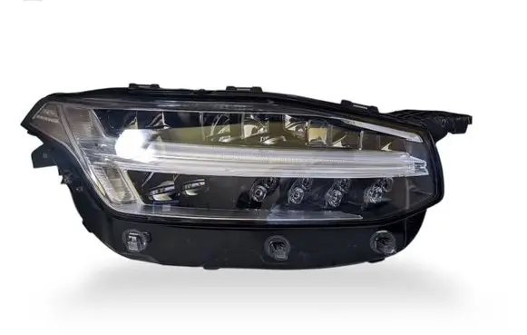 Volvo XC90 Headlight/headlamp 32228689 1805234800