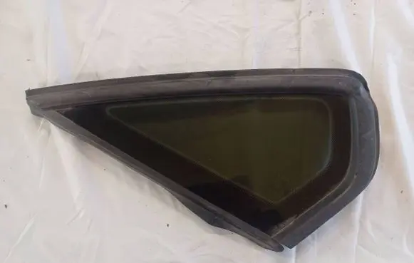 Volkswagen PASSAT B8 USA Front triangle window/glass 43R001229