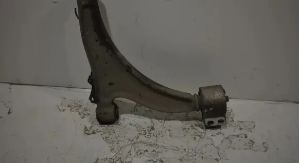 Opel Insignia A Front lower control arm/wishbone