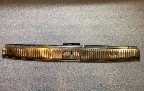 Mercedes-Benz E W211 Trunk/boot sill cover protection a2116900089 2116900089