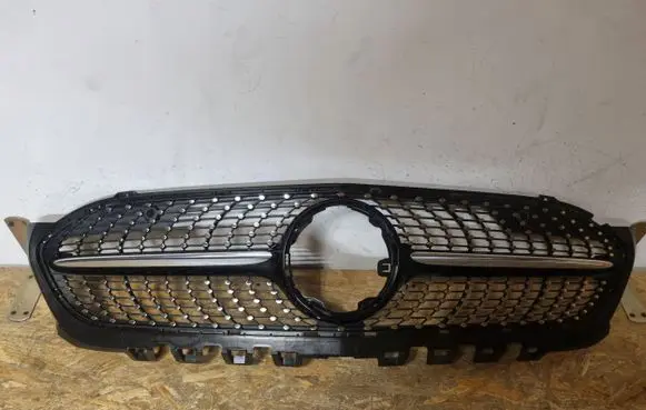 Mercedes-Benz A W177 ACC Distronic radar sensor grill/trim 