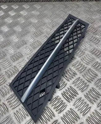 BMW 5 F10 F11 Front bumper lower grill 7200699 60915 EX20