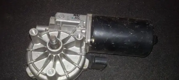 BMW 5 E39 Wiper motor itt44202