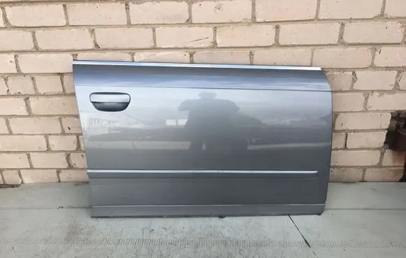 Audi A4 S4 B7 8E 8H Front door