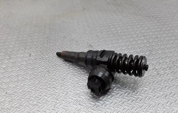 Ford Galaxy Fuel injector 038130073AK