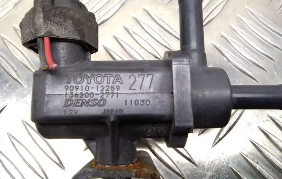 Toyota Prius (XW20) Turbo solenoid valve 9091012259 1362002771 90910