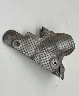 Volvo V60 Heat shield in engine bay 31293347