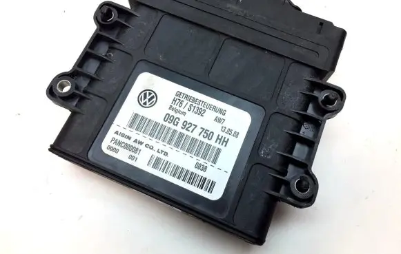 Volkswagen PASSAT CC Gearbox control unit/module 09G927750HH