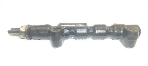 Citroen C4 I Fuel main line pipe 9654592680