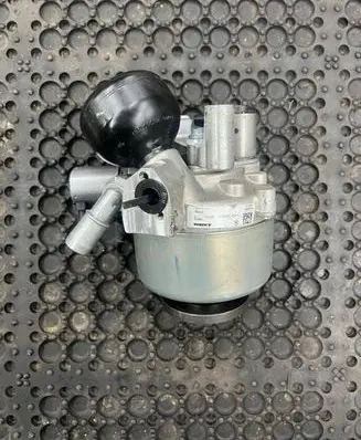 Mercedes-Benz SL AMG R231 Power steering pump A0003290000 6026484