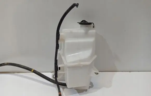 Toyota RAV 4 (XA50) Coolant expansion tank/reservoir 