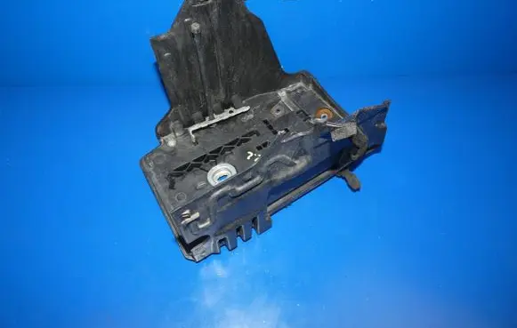 Land Rover Evoque I Battery tray 31299569
