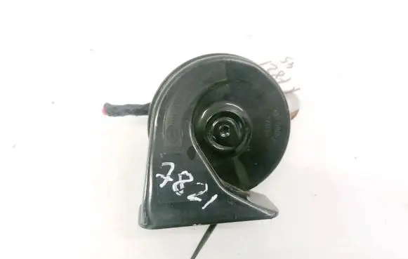 Toyota Avensis T250 Horn signal E9001284