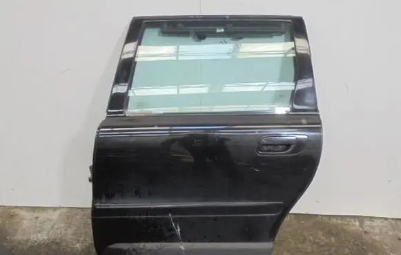 Volvo XC70 Rear door 