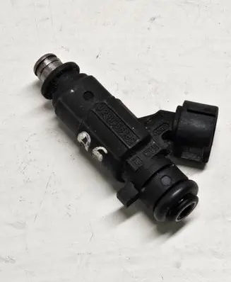Audi A6 S6 C6 4F Fuel injector 079133551B 0280156180