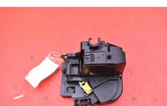 Renault Scenic I Front door lock 