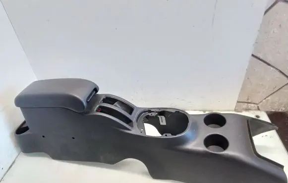 Chrysler Sebring (ST-22 - JR) Center console