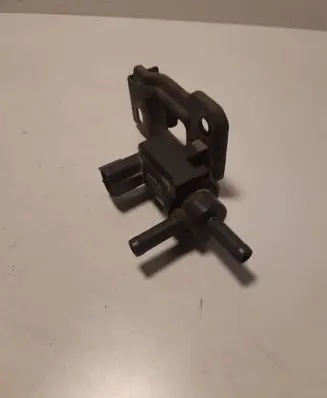 Toyota Corolla Verso AR10 Turbo solenoid valve 9008091231 9008091251