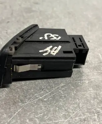 Audi A4 S4 B8 8K Hazard light switch 8K2941509