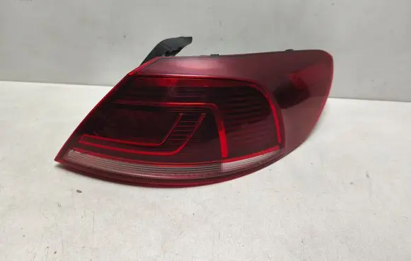 Volkswagen PASSAT CC Rear/tail lights 3C8945208T